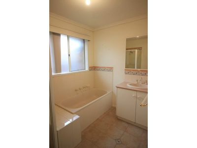 12 Woodvale Court, Bell Park