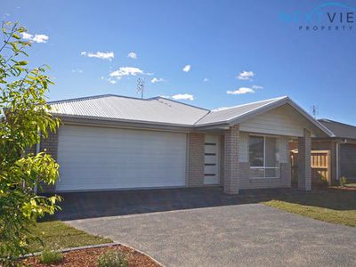 8 Yellena Road, Fletcher
