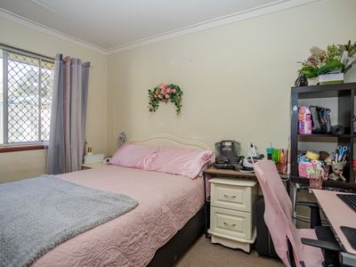 1 Deerness Way, Armadale