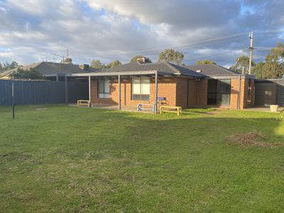 369 McGrath Road Service Road, Wyndham Vale