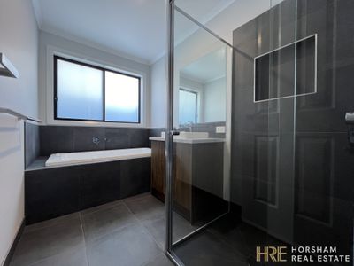 2A Kalimna Avenue, Horsham