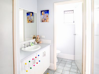 24 Lido Parade, Urangan
