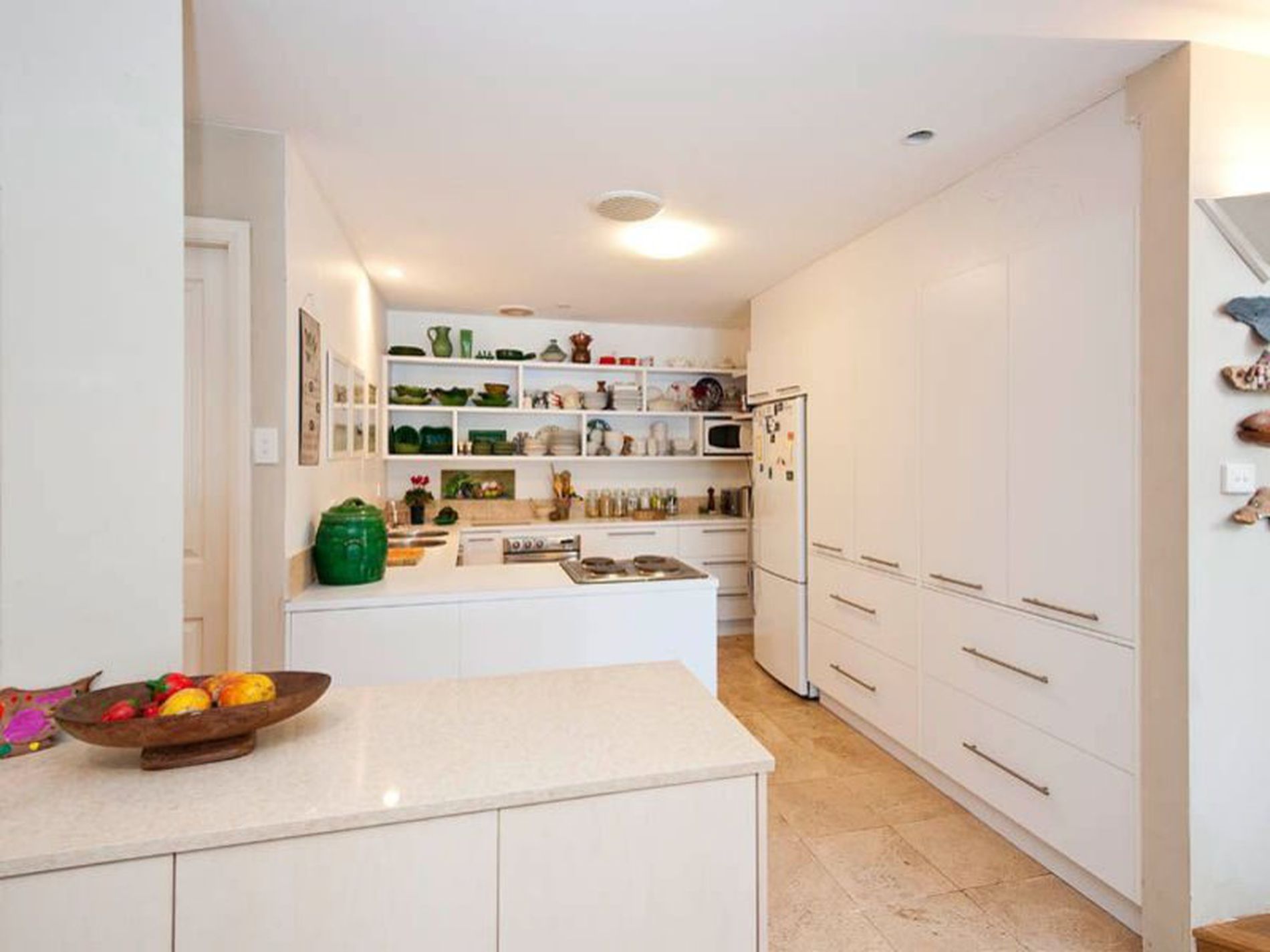 24 Kings Point Drive, Kings Point