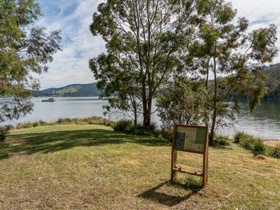 400 Narrows Road, Strathblane