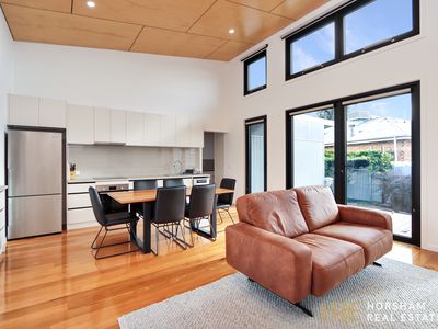 2 / 24 Begg Street, Horsham