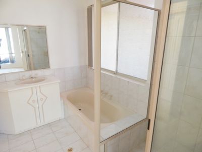2/42 Dover Road, Scarborough