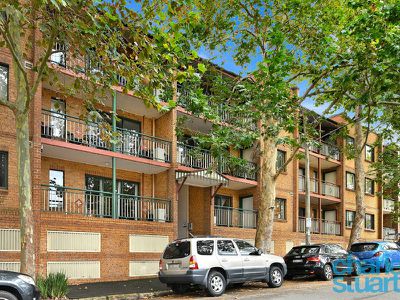 30 / 9 Nickson Street, Surry Hills