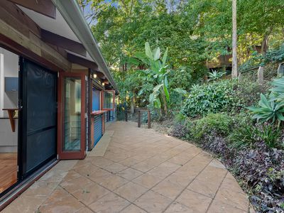 19 Lytham Street, Indooroopilly