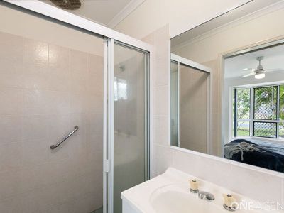 29 Foreshore Drive, Urangan