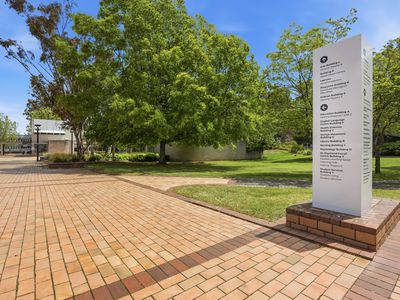 B1 / 75 Newnham Drive, Newnham