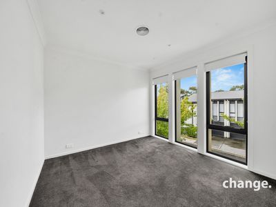 10 Greenwich Crescent, Bundoora