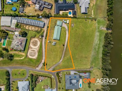 19 Rondanella Drive, Kanahooka