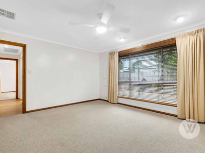 6 Timothy Court, Mitchell Park