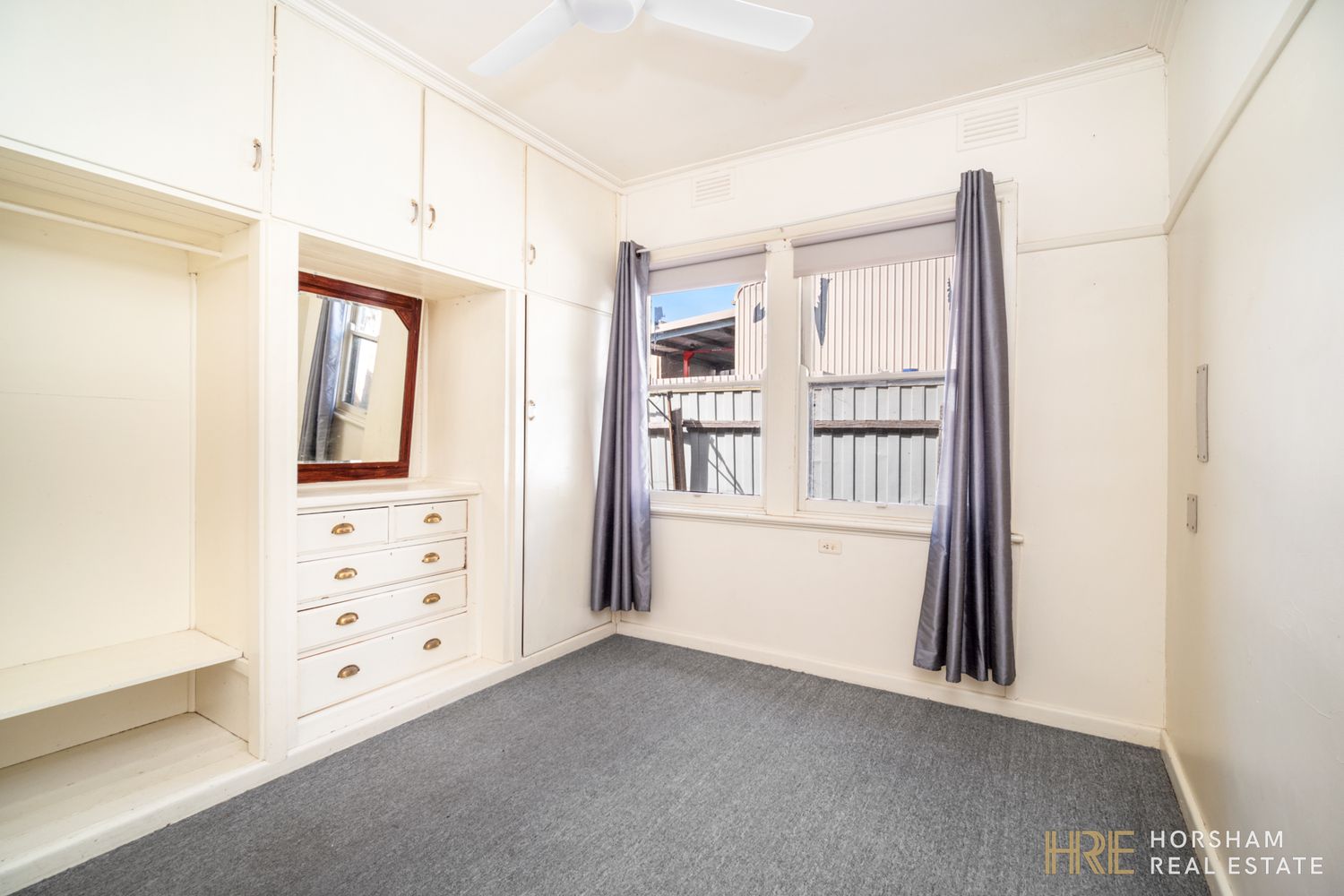 2 Baker Street, Horsham