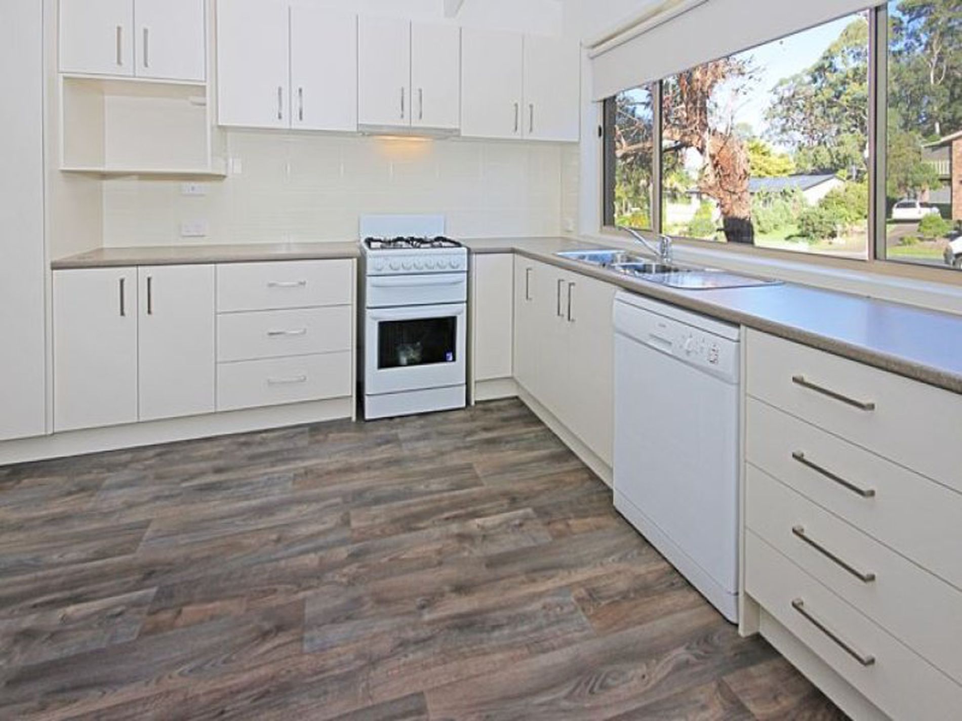 12 Treetops Crescent, Mollymook