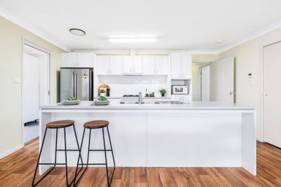 49 Irvine Street, ELDERSLIE, Elderslie - Thumbnail 3