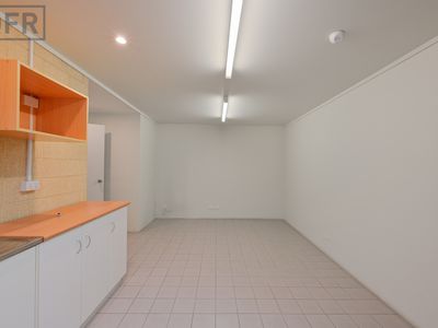 1 / 32 Bushland Ridge, Bibra Lake