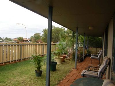 4 / 6 Nardoo Loop, Newman