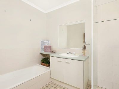 15 / 17 King Street, Buderim