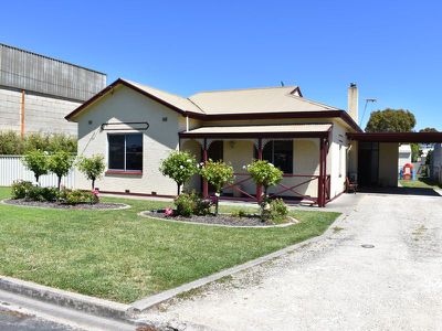 22 Ninth street, Millicent