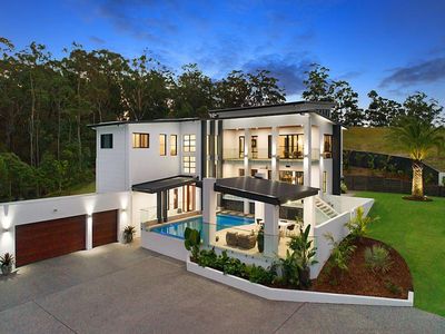 33 Kingfisher Crescent, Palmview