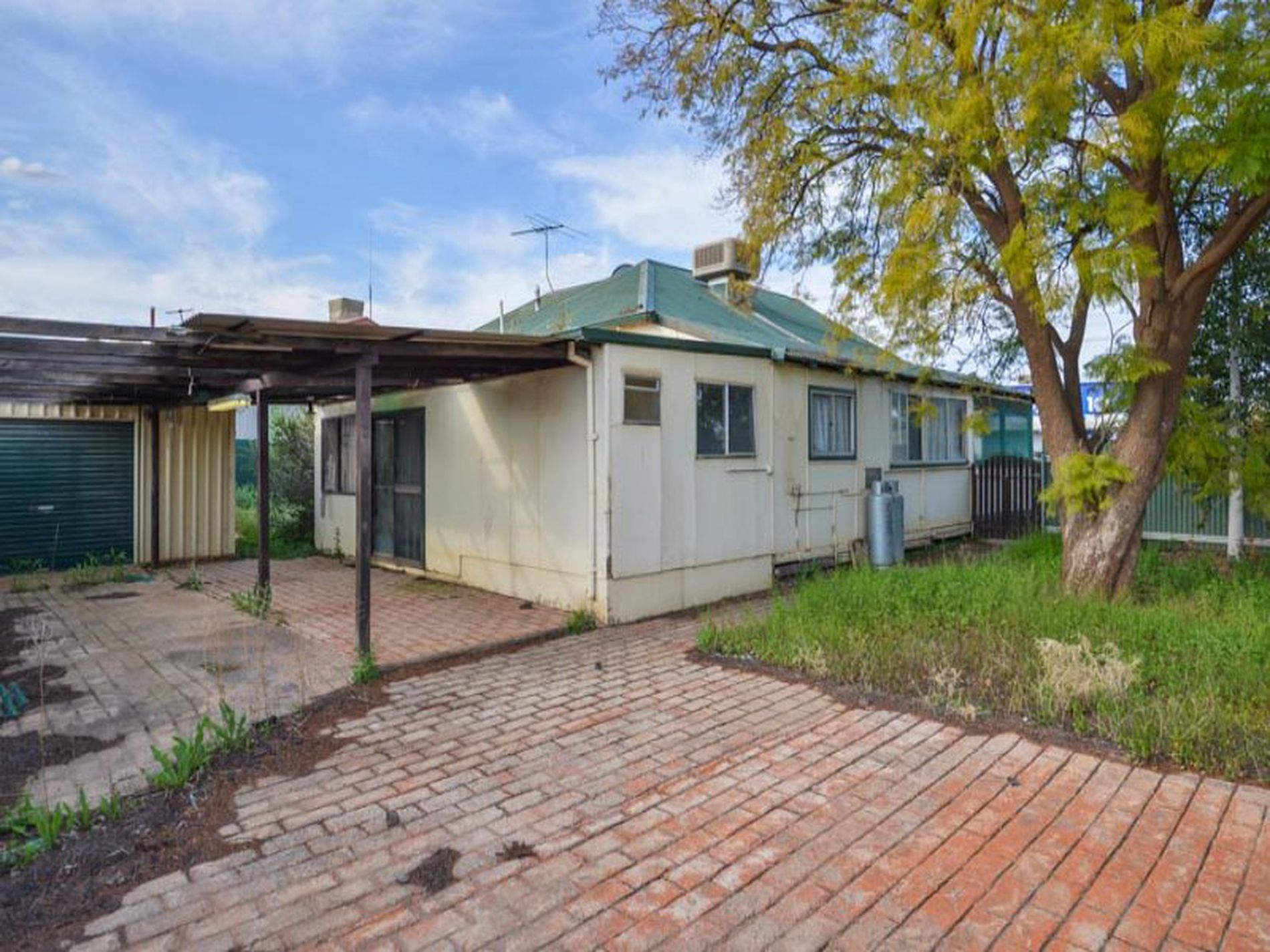 108 Federal Road, Boulder