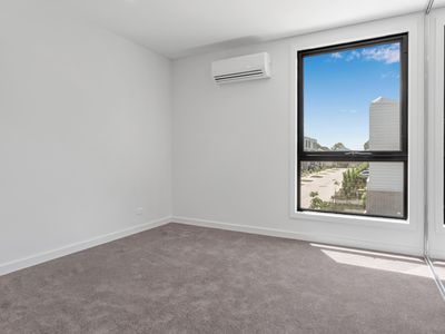 10 Piccolo Circuit, Williamstown