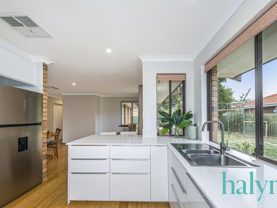 2 Bryne Place, Leeming