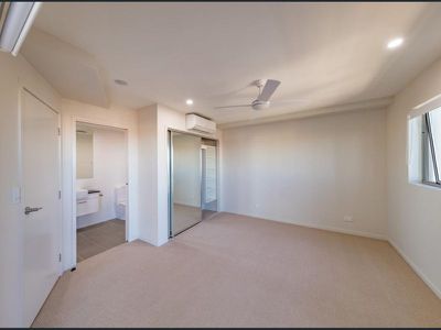 1104 / 5 Cremin Street, Upper Mount Gravatt