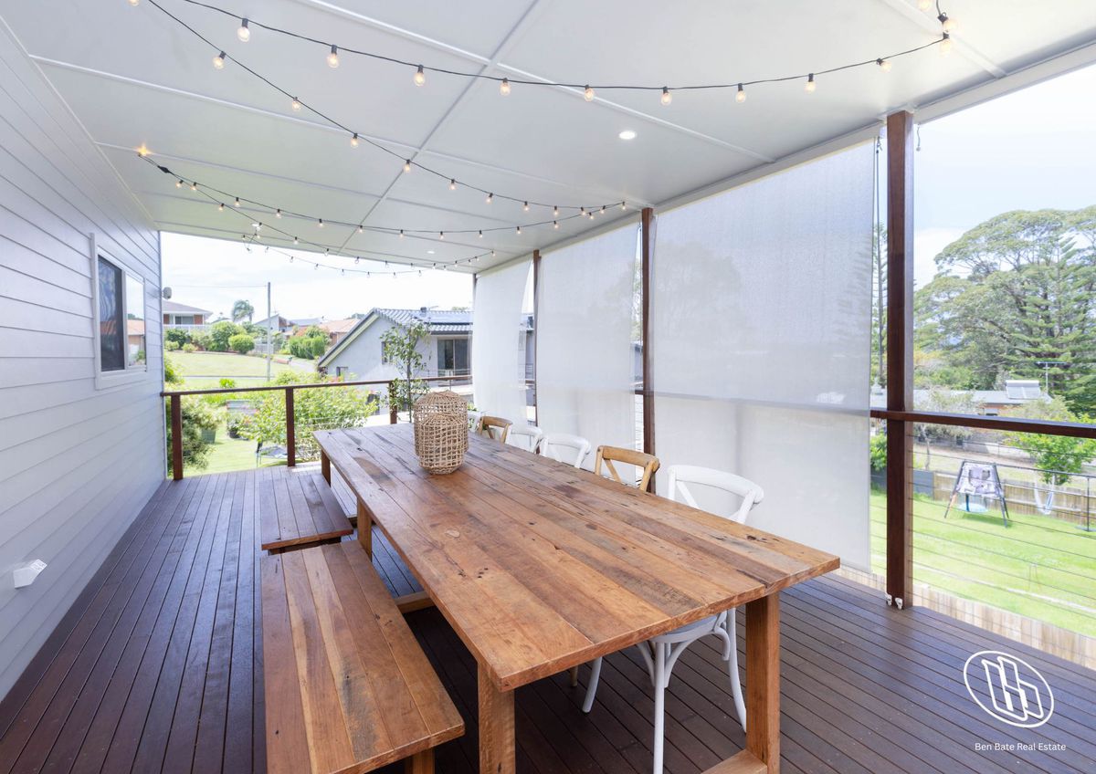 4 Yabbarra Drive, Dalmeny