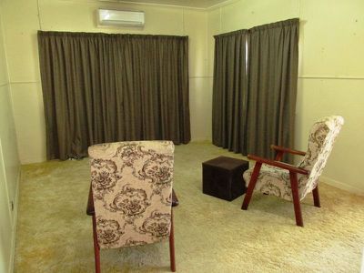 126 Wren street, Longreach