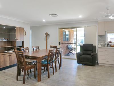 20 Lady Mary Drive, West Wyalong