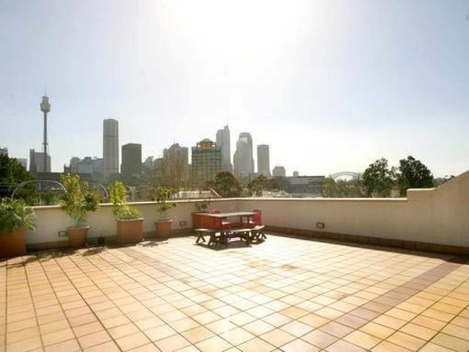 13 / 173-175 Cathedral Street, Woolloomooloo