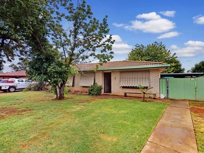 8 Gosse Avenue, Dubbo