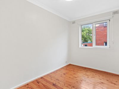 4 / 91 Newington Road, Marrickville