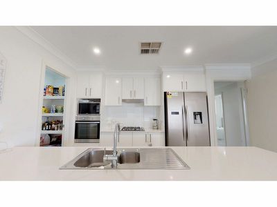 59 Champagne Drive, Dubbo