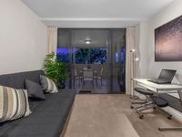 A09 / 100 Bowen Terrace, New Farm