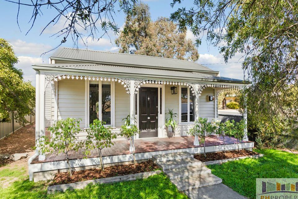19 Marong Road, Ironbark