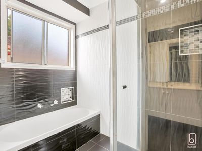19 Monica Grove, Mardi