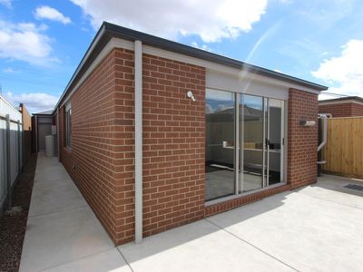 2 / 48 Rollins Road, Bell Post Hill
