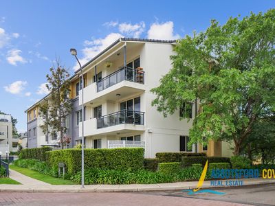 60 / 1 Maher Close, Chiswick