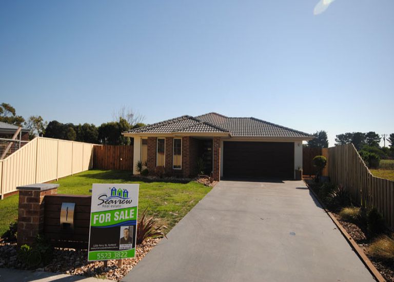 28 Madeira Close, Portland
