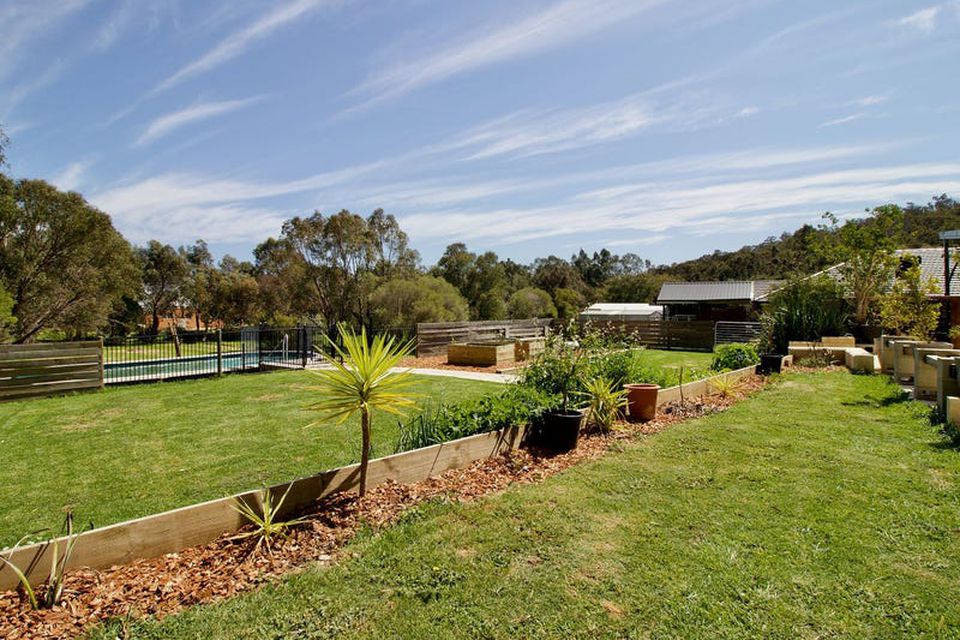 1 Homestead Place , Byford