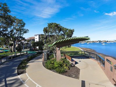 6 / 112 River Esplanade, Mooloolaba