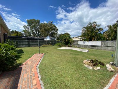 24 Cassandra Crescent, Urangan