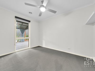 7 Jarrah Court, Narre Warren