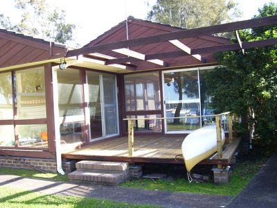 9 Waterside  Ave, Sunshine