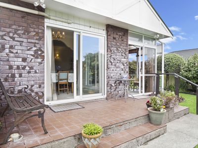 11A Arthur Grove, Waikanae
