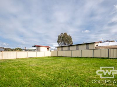 11 Thomas Street, Glen Innes