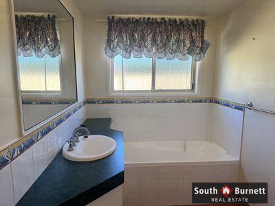 60 Windsor Circle, Kingaroy